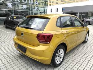 Voiture d'<span class=keywords><strong>occasion</strong></span> Volkswagen <span class=keywords><strong>Polo</strong></span> <span class=keywords><strong>automatique</strong></span> à traction avant, intérieur foncé, véhicule compact d'<span class=keywords><strong>occasion</strong></span> à vendre, berline, modèle 2023 - Product Image 3