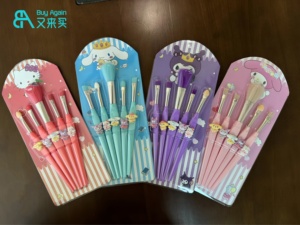 Marchés chinois outils de <span class=keywords><strong>maquillage</strong></span> <span class=keywords><strong>en</strong></span> <span class=keywords><strong>ligne</strong></span> filles coffret cadeau 5 pièces dessin animé personnages d'anime Kuromi <span class=keywords><strong>maquillage</strong></span> pinceaux ensemble avec boîte - Product Image 2