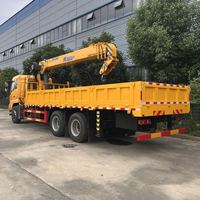 Camion grue à flèche droite CLW 6*4, grue montée sur camion d'une capacité de 14 tonnes pour les projets de construction et de levage lourd