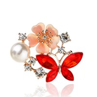 Broches en cristal à la mode pour femmes, broche en forme de coquillage, broche en forme de fleur, broche en cristal et perle, broche en forme de papillon