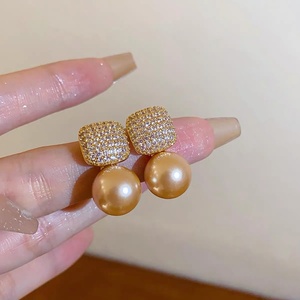Nouvelles Boucles <span class=keywords><strong>d</strong></span>'Oreilles Élégantes Carrées en Imitation Perle Champagne, Simples et Personnalisées pour Femmes et Filles - Product Image 2