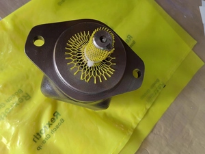 Pompe hydraulique à palettes M4C1 024 1N00 A102 High (207/3000) pour M3B M3B1 M4SC M4SC1 M4D M4D1 M4SD M4SD1, pompe OEM 2600 tr/min - Product Image 3