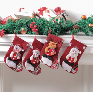 Calcetines Navideños Mini Personalizados al por Mayor con Logotipo, Bordado de Muñeco de Nieve con Letras Rojas, Bolsa de Dulces Decorativa para las Fiestas Navideñas - Product Image 3