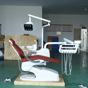 وحدة كرسي أسنان عالية الجودة متعددة الوظائف مع مفتاح قدم خارجي وزجاجة مياه وإضاءة LED ثنائية اللون بـ 6 فتحات للمستشفيات وعيادات الأسنان - Product Image 4