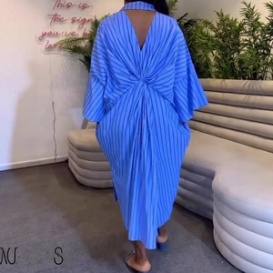 เดรสลำลองลายทางประดับเพชรพลอยสำหรับผู้หญิงไซส์ใหญ่ สไตล์ลำลอง ขายดีประจำฤดูร้อน แฟชั่นชุดเดรสผ่าข้าง - Product Image 6