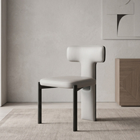Chaise de salle à manger ergonomique moderne et minimaliste, dossier en forme de T, revêtement en cuir microfibre, structure en acier carbone pour hôtel et maison