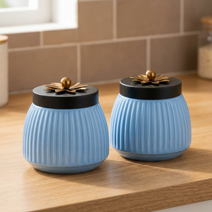 Ensemble de pots de conservation alimentaire en métal, ronds, bleus avec couvercle noir, hermétiques, pour épices, design moderne, fabrication artisanale, utilisation en cuisine - Product Image 6