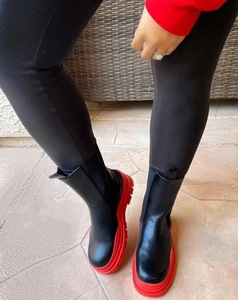 Nouvelles femmes Chelsea en cuir <span class=keywords><strong>de</strong></span> haute qualité style britannique chaussures <span class=keywords><strong>de</strong></span> mode dames chaussures en cuir Chelsea bottes <span class=keywords><strong>botte</strong></span> <span class=keywords><strong>de</strong></span> <span class=keywords><strong>pluie</strong></span> - Product Image 2