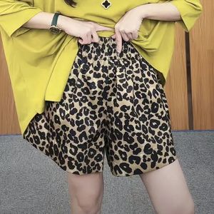 Pantalones cortos de leopardo de talla grande para mujer, pantalones cortos de pierna ancha de cintura alta de estilo coreano, pantalones cortos Vintage para mujer que combinan con todo 2025 - Product Image 2