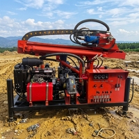 Foreuse de puits d'eau montée sur roues de 300 m, machine de forage rotative hydraulique diesel avec pompe à boue