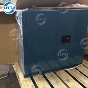 Armoire de sécurité pour produits corrosifs UFU <span class=keywords><strong>sous</strong></span> le comptoir avec 1 étagère et 2 portes, design moderne en métal pour hôpitaux et ateliers, bleu - Product Image 2