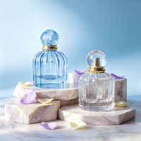 Flacon de parfum en verre cylindrique vide de luxe personnalisé 100 ml, rechargeable en gros avec bouchon magnétique, pulvérisateur à pompe, diffuseur à bâtonnets