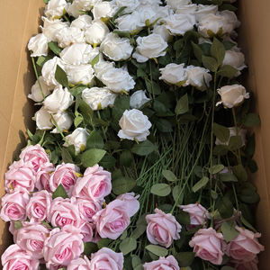 Rosa Artificial de Terciopelo al por Mayor de Guangzhou, Flor Individual en Existencia para Decoraciones Festivas de Boda, Arreglos Florales - Product Image 2