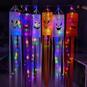 Halloween LED suspendus fantôme festif Windsocks décor lieu mise en page accessoires suspendus chaîne lumières colorées décoration extérieure - Product Image 1