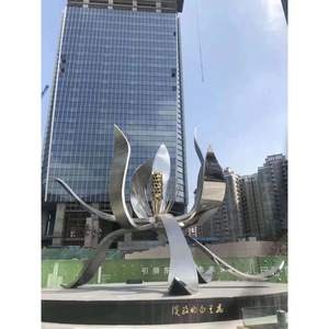 Grande sculpture animale en résine de 21 m, forme irrégulière, faite à la main, moulée, à poser au sol, design artistique contemporain pour extérieur - Product Image 2