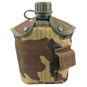 Échantillon gratuit Bouteille d'eau en plastique de qualité supérieure avec couvercle et gobelet en aluminium, Édition originale d'usine Bouteille de sport d'extérieur - Product Image 3