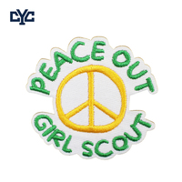 Écussons brodés en polyester en forme de trèfle pour scouts, badges brodés par ordinateur pour guides des jeunes filles, pour vêtements