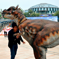 Dinosaure animatronique grandeur nature, modèle simulé, costume de dinosaure marchant, taille adulte, personnalisation possible, fabrication en usine