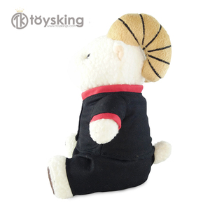 <span class=keywords><strong>Peluche</strong></span> personalizado <span class=keywords><strong>de</strong></span> fábrica, Animal blanco <span class=keywords><strong>de</strong></span> <span class=keywords><strong>peluche</strong></span>, <span class=keywords><strong>cabra</strong></span> rellena con uniforme y Logo - Product Image 1
