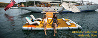 Plate-forme gonflable de yoga pour la piscine