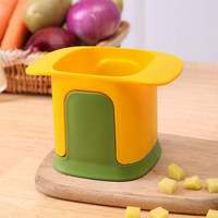Multifunctionele groentesnijder, snijmes, huishoudelijke knoflookpers, uiensnijder, komkommer- en aardappelsnijder, keukenhulpje