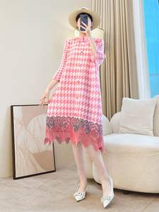 Miyake <span class=keywords><strong>grande</strong></span> <span class=keywords><strong>taille</strong></span> femmes automne imprimé robe anti-âge minceur ample mi-longueur Western plis décontracté <span class=keywords><strong>Chic</strong></span> en mousseline de soie avant - Product Image 2