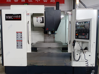 Centre d'usinage vertical CNC 3/4/5 axes, VMC 850 960 1060 1270 avec guidage linéaire pour tournage