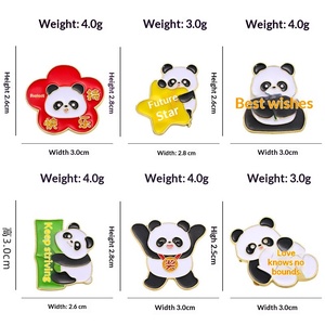 Broche mignonne Panda Fleur avec texte inspirant pour la rentrée scolaire 2026 – Cadeau pour étudiant, technique d'huile coulante - Product Image 3