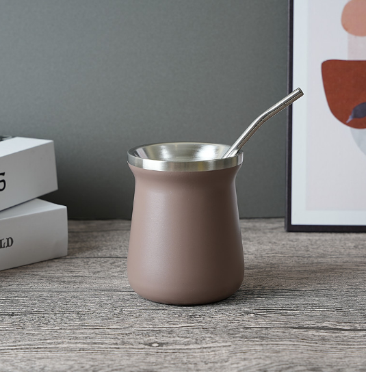 สีน้ำตาล