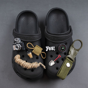 Nouveau concepteur de chaussures de haute qualité breloques <span class=keywords><strong>Camping</strong></span> thème d'aventure escalade en plein air bricolage sabots breloques décorations de chaussures breloques de chaussures - Product Image 4