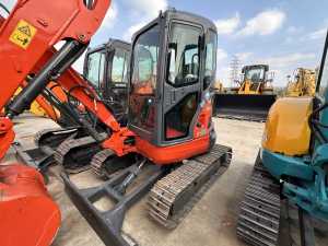 Mini-excavatrice KUBOTA U35 d'occasion, petite excavatrice U 35 - Product Image 3