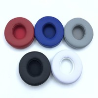 Almohadillas para los oídos de repuesto para Beats Solo 2 & Solo 3, en la oreja auriculares inalámbricos, almohadillas para los oídos con espuma viscoelástica de cuero suave