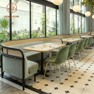 <span class=keywords><strong>Muebles</strong></span> <span class=keywords><strong>de</strong></span> Restaurante Ron Group, Asientos Curvos Tapizados, Mesa Cuadrada <span class=keywords><strong>de</strong></span> Madera, Silla <span class=keywords><strong>de</strong></span> Terciopelo Personalizada, Conjunto Comercial - Product Image 2