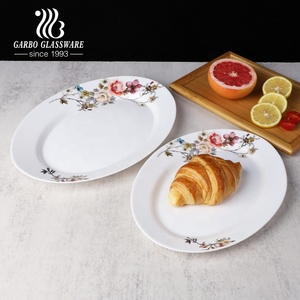 طبق عشاء بيضاوي من الزجاج الأوبالي الأبيض المقاوم للحرارة مقاس 12/14 بوصة مع تصميم زهور - Product Image 5