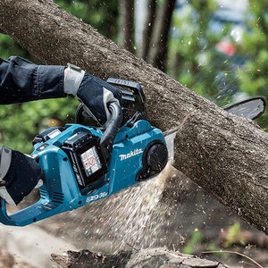 Tronçonneuse sans fil Makita DUC353Z 350 mm 1100 W, outil de coupe alimenté par batterie - Product Image 3