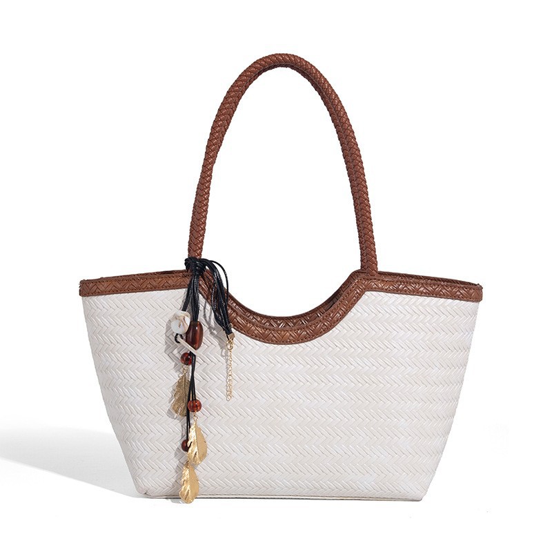 Blanc-Avec pendentif