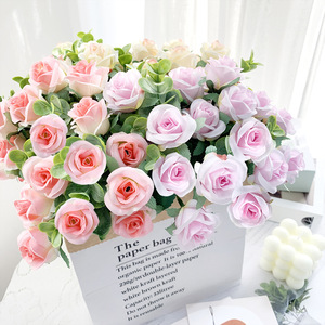 5 Fourchette Faux Arrangement De Fleurs <span class=keywords><strong>Bouquet</strong></span> De Fleurs Rustique Petit <span class=keywords><strong>Bouquet</strong></span> De Rose De Mariage <span class=keywords><strong>Frais</strong></span> <span class=keywords><strong>Eucalyptus</strong></span> Rose Fleur Artificielle - Product Image 2