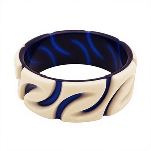 Nouveau Bracelet Jonc Artistique en Résine Vintage, Meilleur Design, Forme Irrégulière Sculptée, Bleu Crème, Bijou Tendance pour Femme, Idéal Soirée - Product Image 1