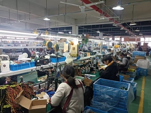 新款美容美人面部提升光子颈部按摩器除皱升降器便携式轻便电池酒店使用 - Product Image 6