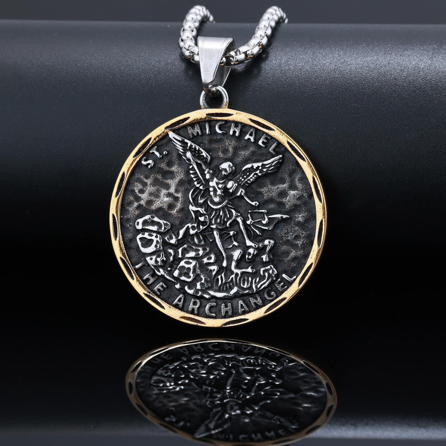 จี้เดี่ยวสีเงินทอง