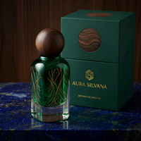 Flacon de parfum de luxe haut de gamme en verre transparent côtelé de 30 ml avec bouchon à vis, logo doré personnalisé en relief, boîte cadeau noire