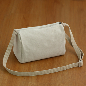 Casual College Messenger Bag Solid Color Crossbody Travel Handbag avec doublure en toile Broderie Lettre Décoration National Style - Product Image 1