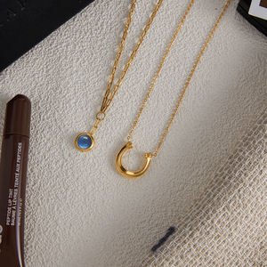 <span class=keywords><strong>Collar</strong></span> con Colgante de Herradura de Resina Azul de la Serie Ecuestre de Acero Inoxidable Chapado en Oro de 18K para Mujer de J&D - Product Image 5