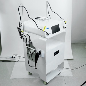 Peau professionnelle Indiba 448k de haute qualité serrant la machine portative de sculpture de corps d'amincissement