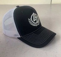 Casquettes de camionneur promotionnelles avec impression de LOGO sur le devant, matière 100% polyester/coton, dos en maille, fermeture snapback.
