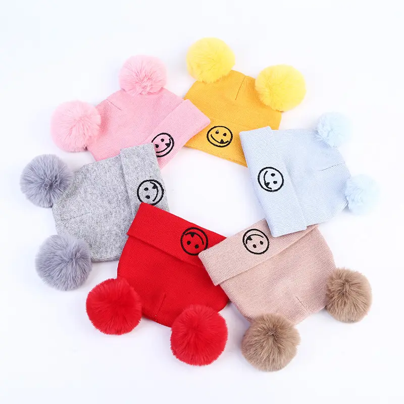 Wholesale Custom Label Double Pom Pom Baby Toddler Children Winter Knitted Beanie Hats Bib With Fur Pompom Casquette Enfants