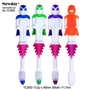 Cepillo de dientes para niños con mango en forma de <span class=keywords><strong>Superman</strong></span> de dibujos animados para bebés y niños Cerdas Súper suaves OEM aceptable - Product Image 6