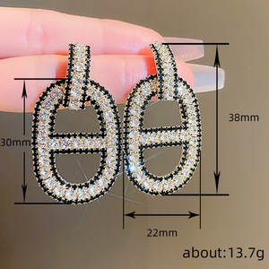 Pendientes de Cristal Bou Supi/O con Forma Geométrica, Chapados en Oro de 22k, Joyería de Lujo para Mujer para Fiestas - Product Image 6