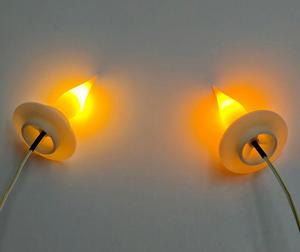 Vela LED realista con mecha, recargable, sin llama, con efecto de llama danzante y control remoto para velas de cera - Product Image 3