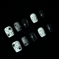 Faux ongles carrés courts à presser, motif chat noir et blanc, étoiles et pois, peints à la main, en gel, réutilisables, ajustement personnalisé